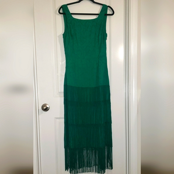 Anthropologie Dresses & Skirts - Emerald Green Anthropologie dress with fringes